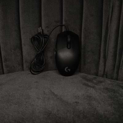 Logitech G203 LightSync Wired Gaming Mouse