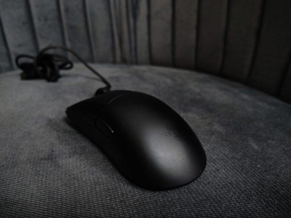Razer DeathAdder V3 Wired Gaming Mouse - Image 2