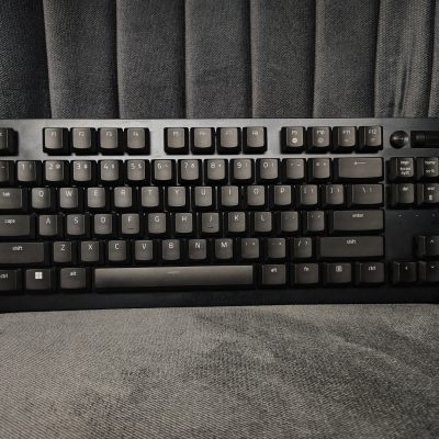 Razer DeathStalker V2 Pro TKL Wireless Gaming Keyboard (Black)