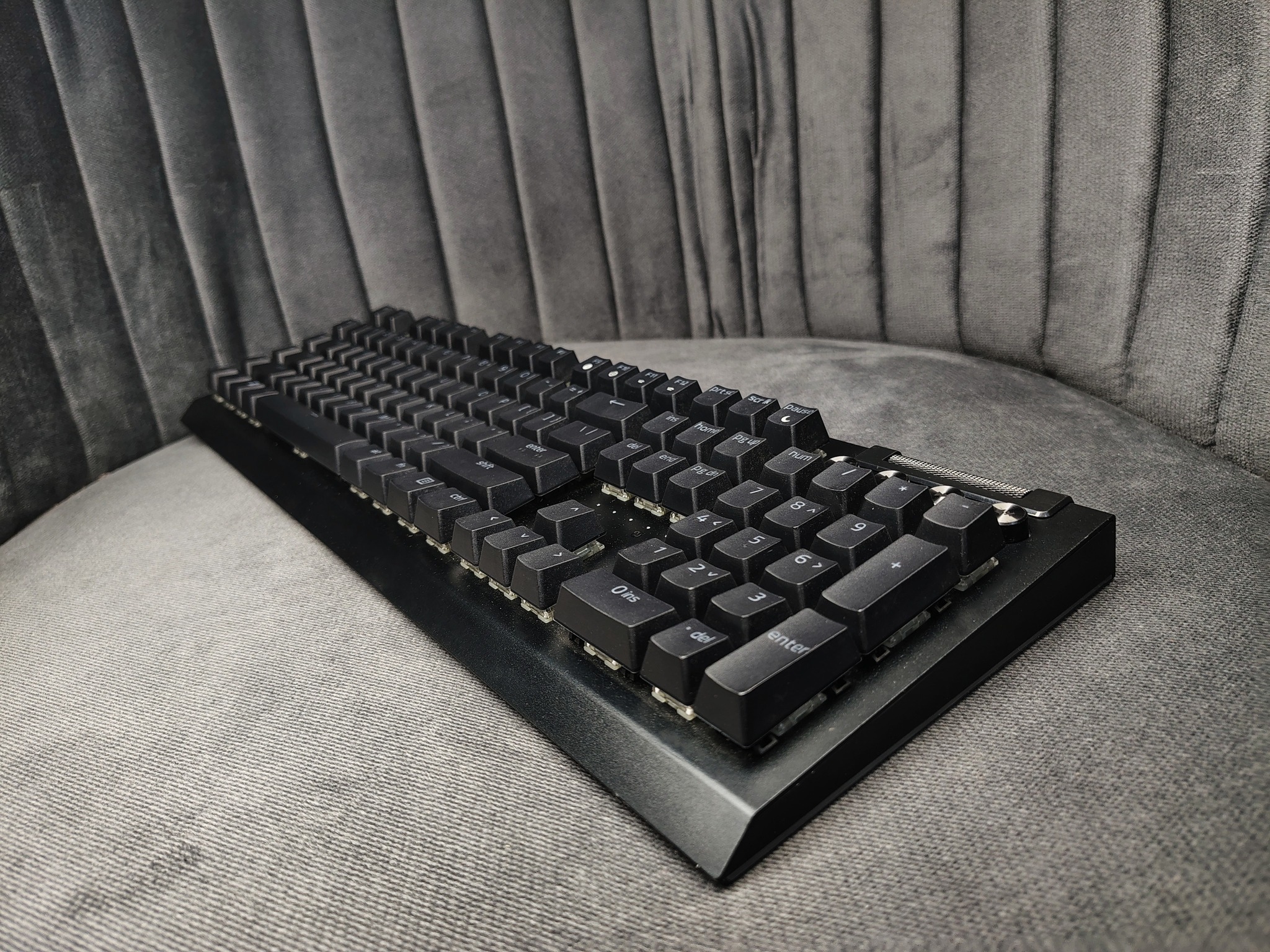 Razer BlackWidow V4 Mechanical Gaming Keyboard - Image 3