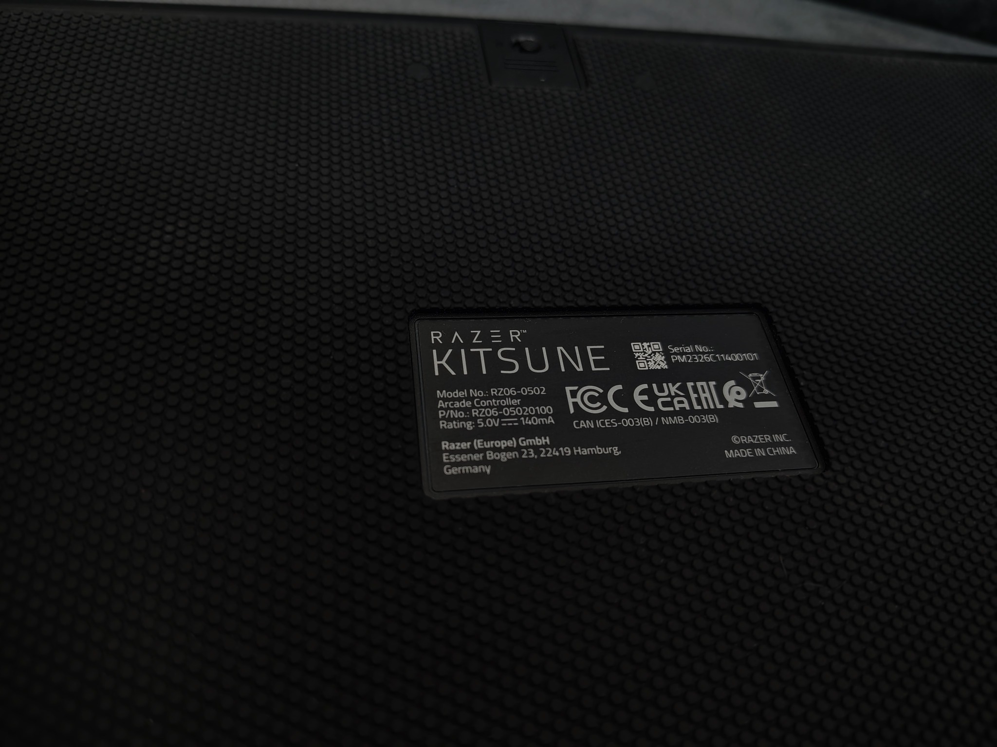 Razer Kitsune All-Button Arcade Controller For PlayStation 5 & PC (Chun-Li Edition) - Image 8