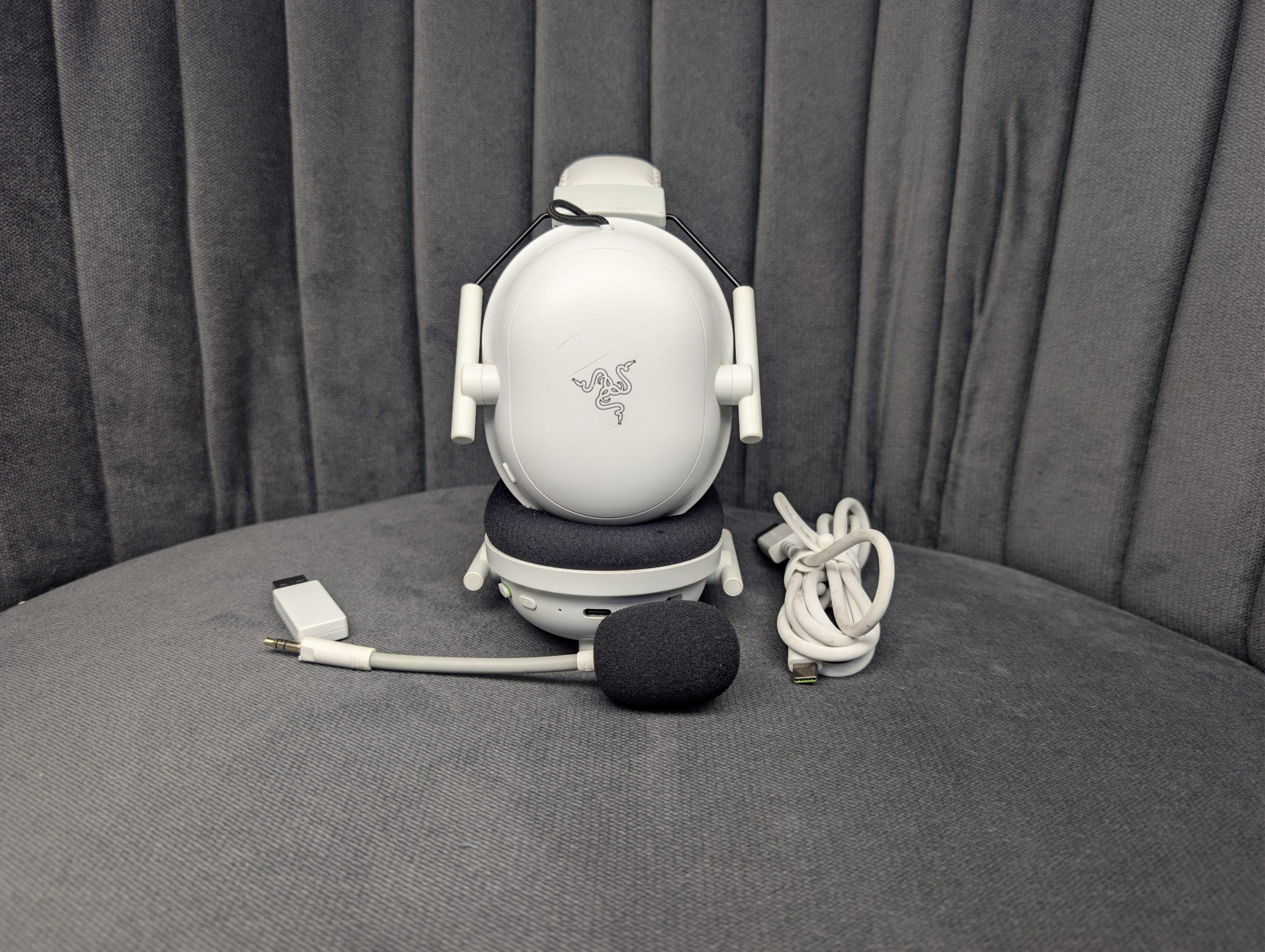 Razer BlackShark V2 Pro Wireless Gaming Headset 2023 Edition -White - Image 4