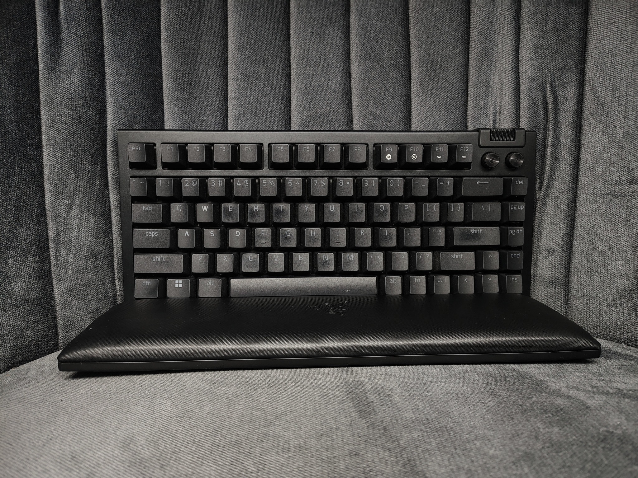 Razer BlackWidow V4 75% Hot-Swappable Mechanical Gaming Keyboard