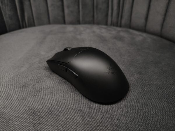 Razer Viper V3 Pro Wireless Gaming Mouse (Black) - Image 2