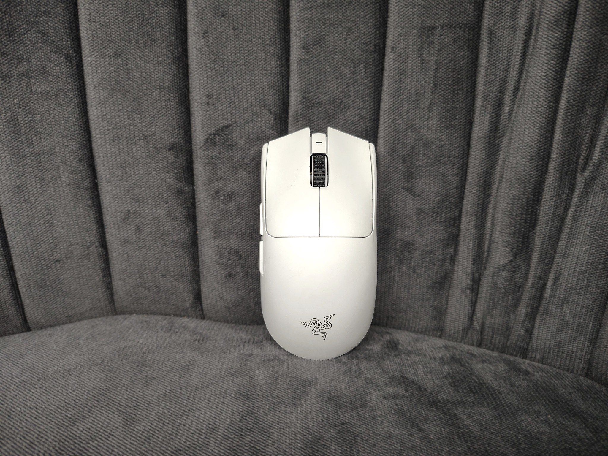 Razer Viper V3 Pro Wireless Gaming Mouse (White)