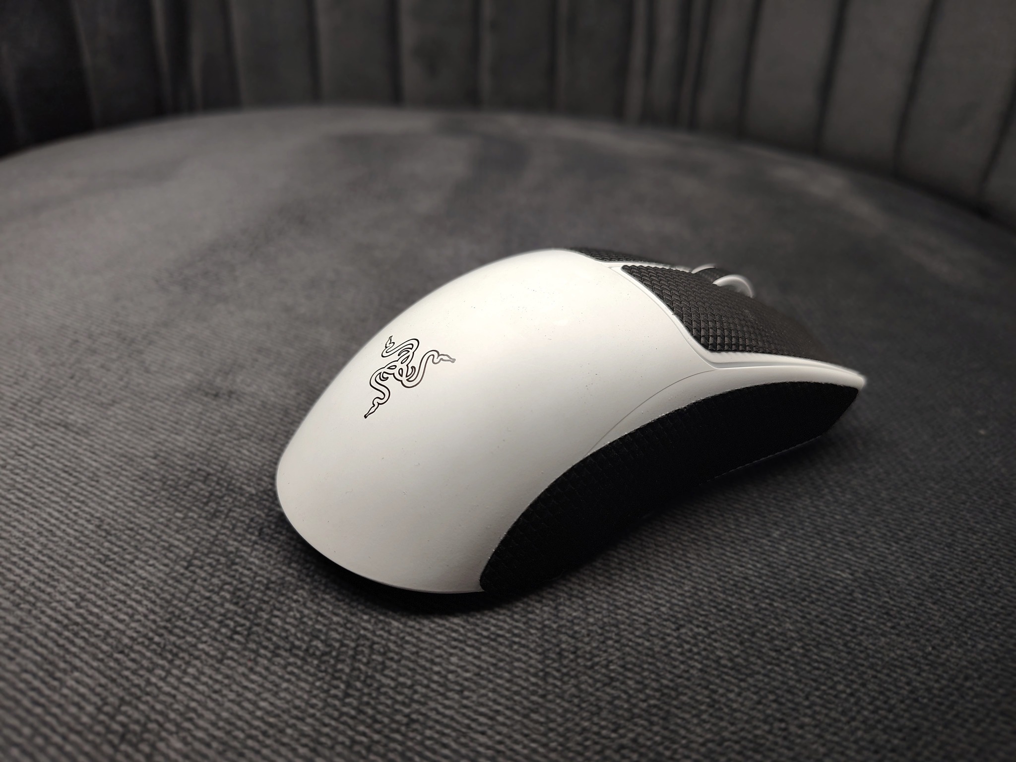 Razer Viper V3 Pro Wireless Gaming Mouse (White) - Image 6