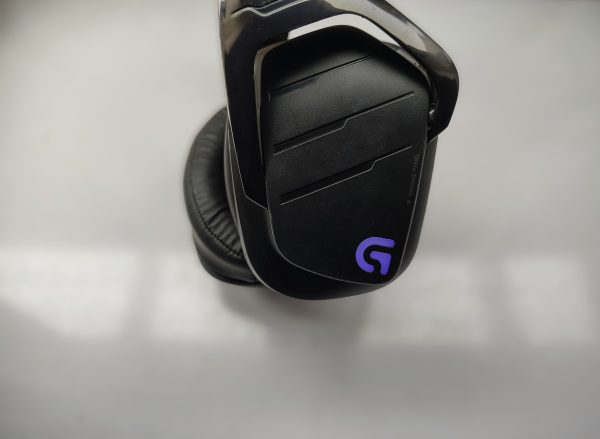 Logitech G933 Artemis Spectrum Wireless RGB 7.1 Surround Sound Gaming Headset - Image 4