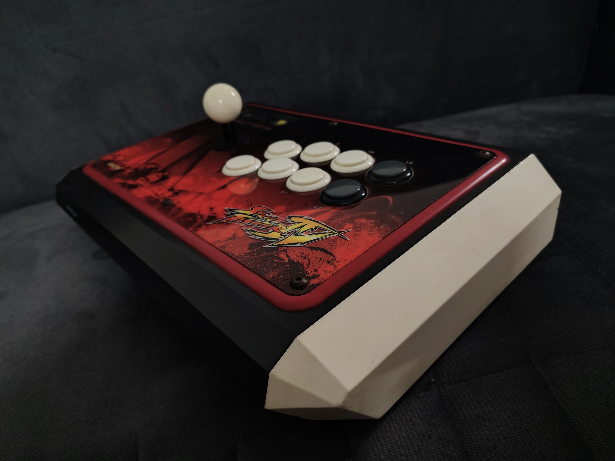 Mad Catz Street Fighter IV Arcade FightStick Tournament Edition - Image 3