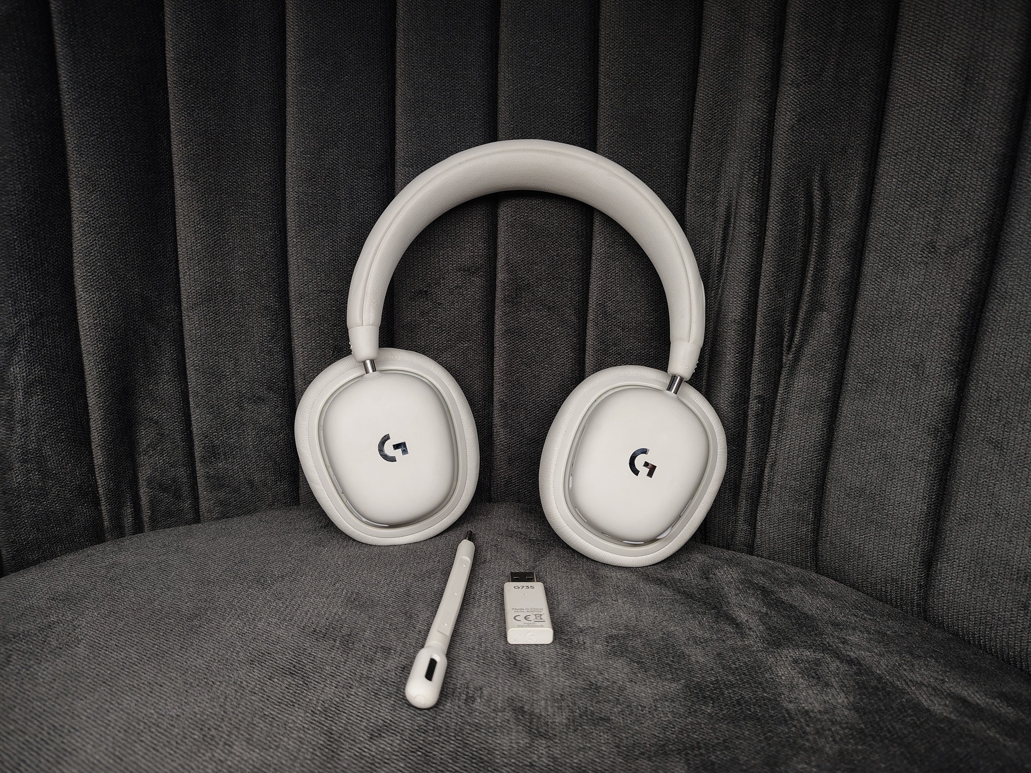 Logitech G735 Wireless And Bluetooth Gaming Headset - Image 2