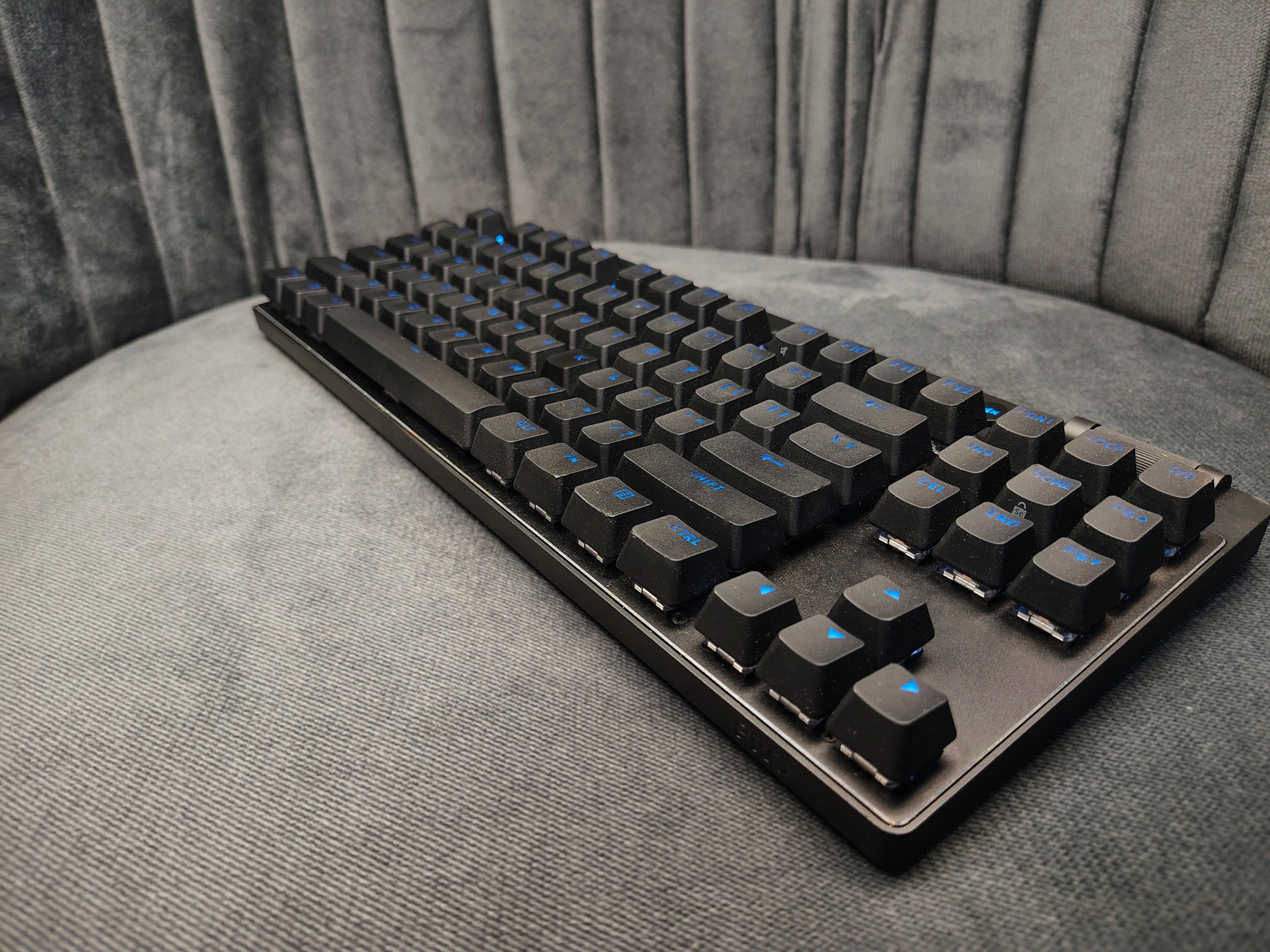 Logitech G PRO X TKL LIGHTSPEED Wireless Gaming Keyboard (Black) - Image 2