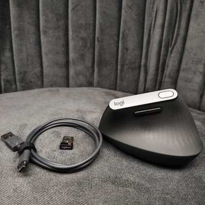 Logitech MX Vertical Wireless Mouse