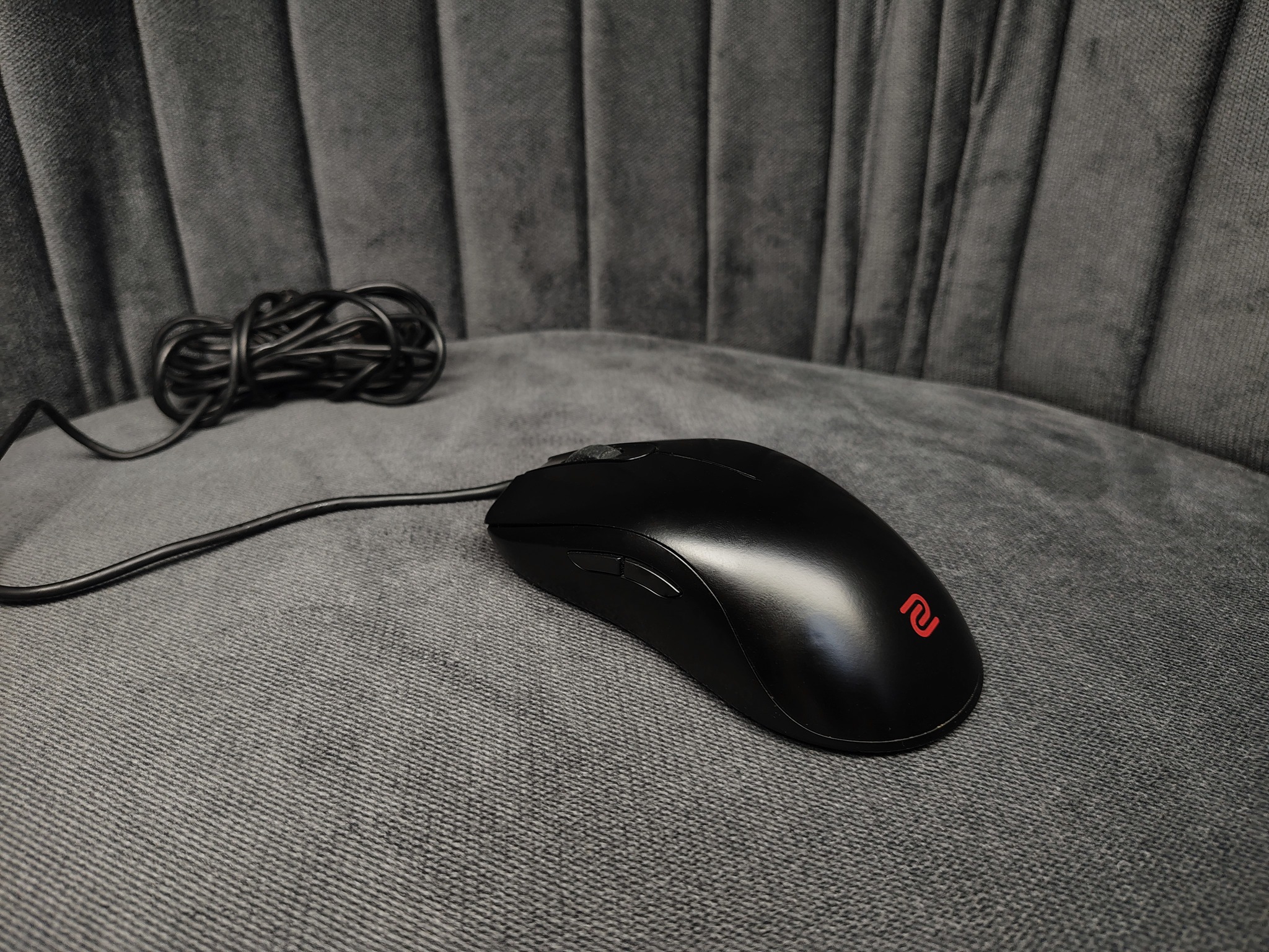 BenQ ZOWIE FK1 Ambidextrous Gaming Mouse for Esports - Image 2