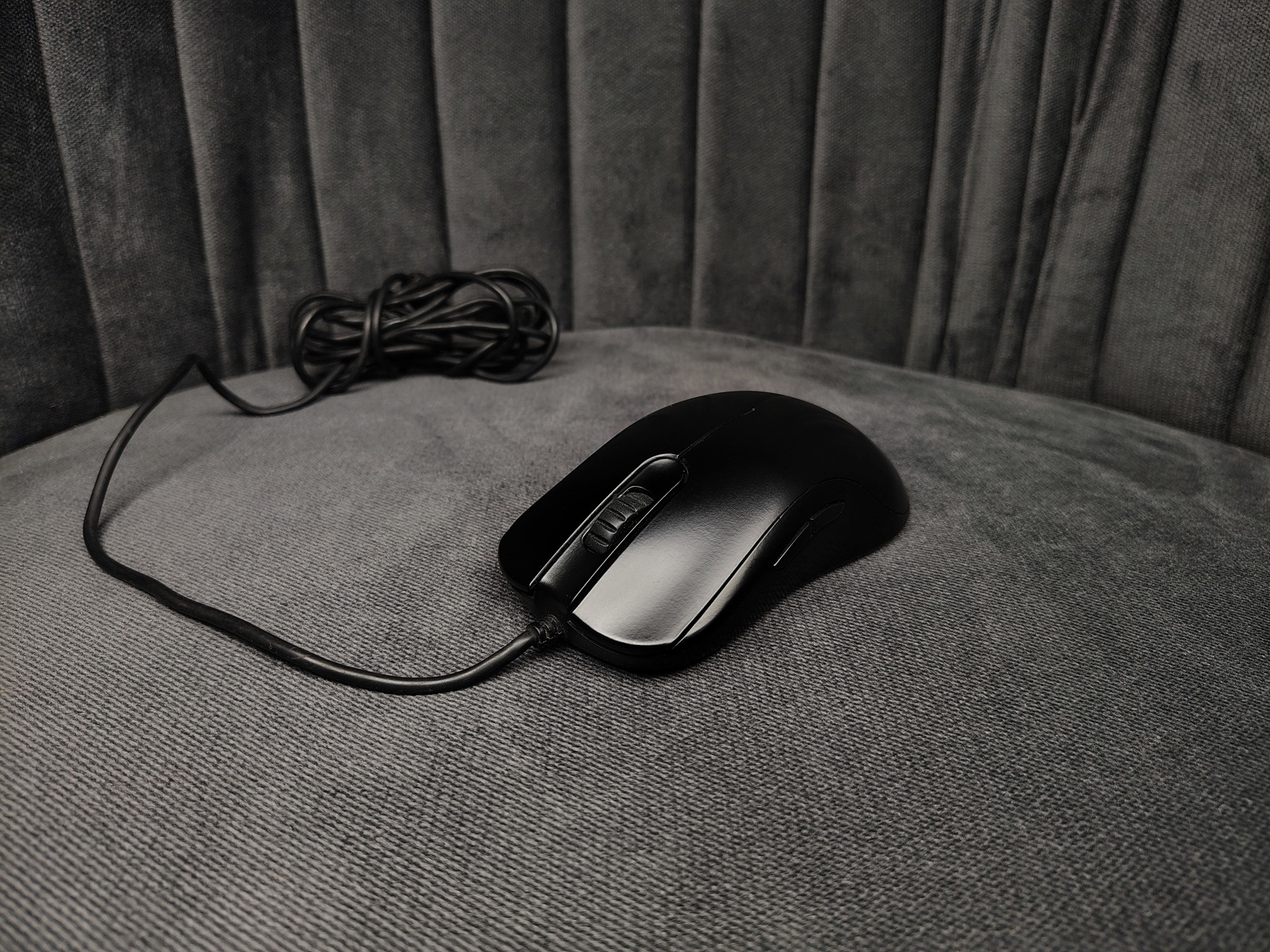 BenQ ZOWIE FK1 Ambidextrous Gaming Mouse for Esports - Image 5