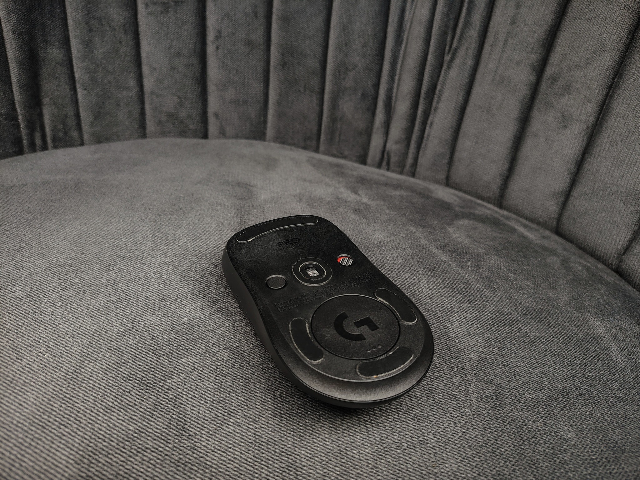 Logitech G PRO 2 Lightspeed Wireless Gaming Mouse (Black) - Image 6