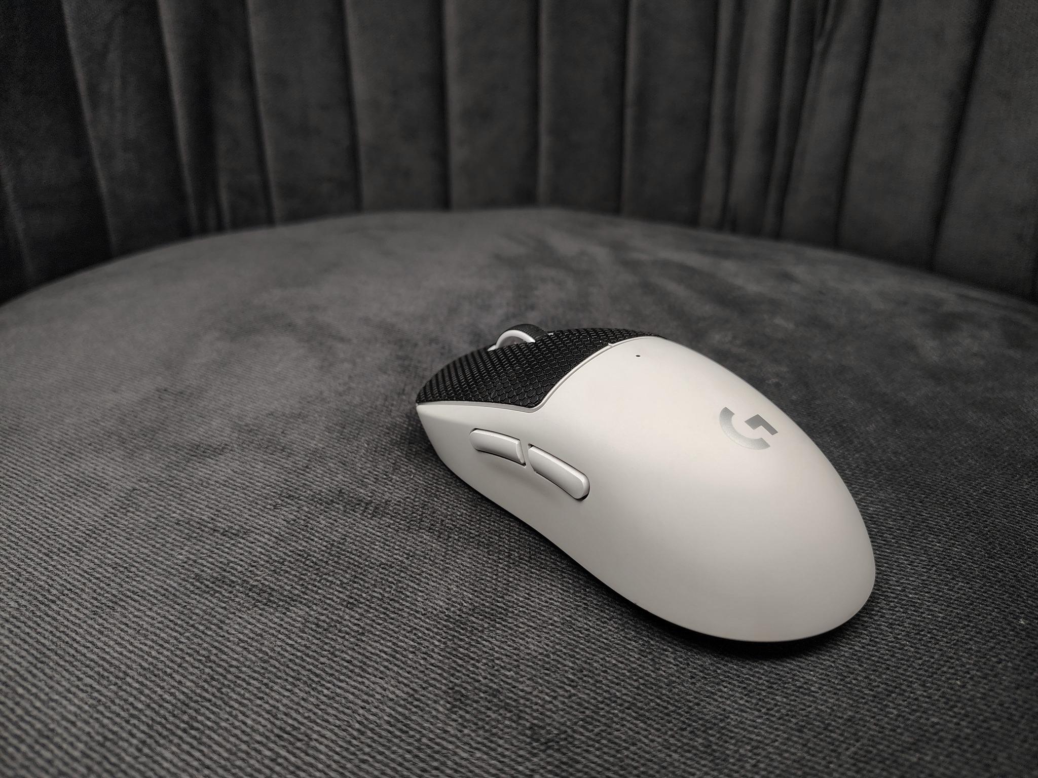 Logitech G PRO X SUPERLIGHT 2 LIGHTSPEED Wireless Gaming Mouse - Image 5