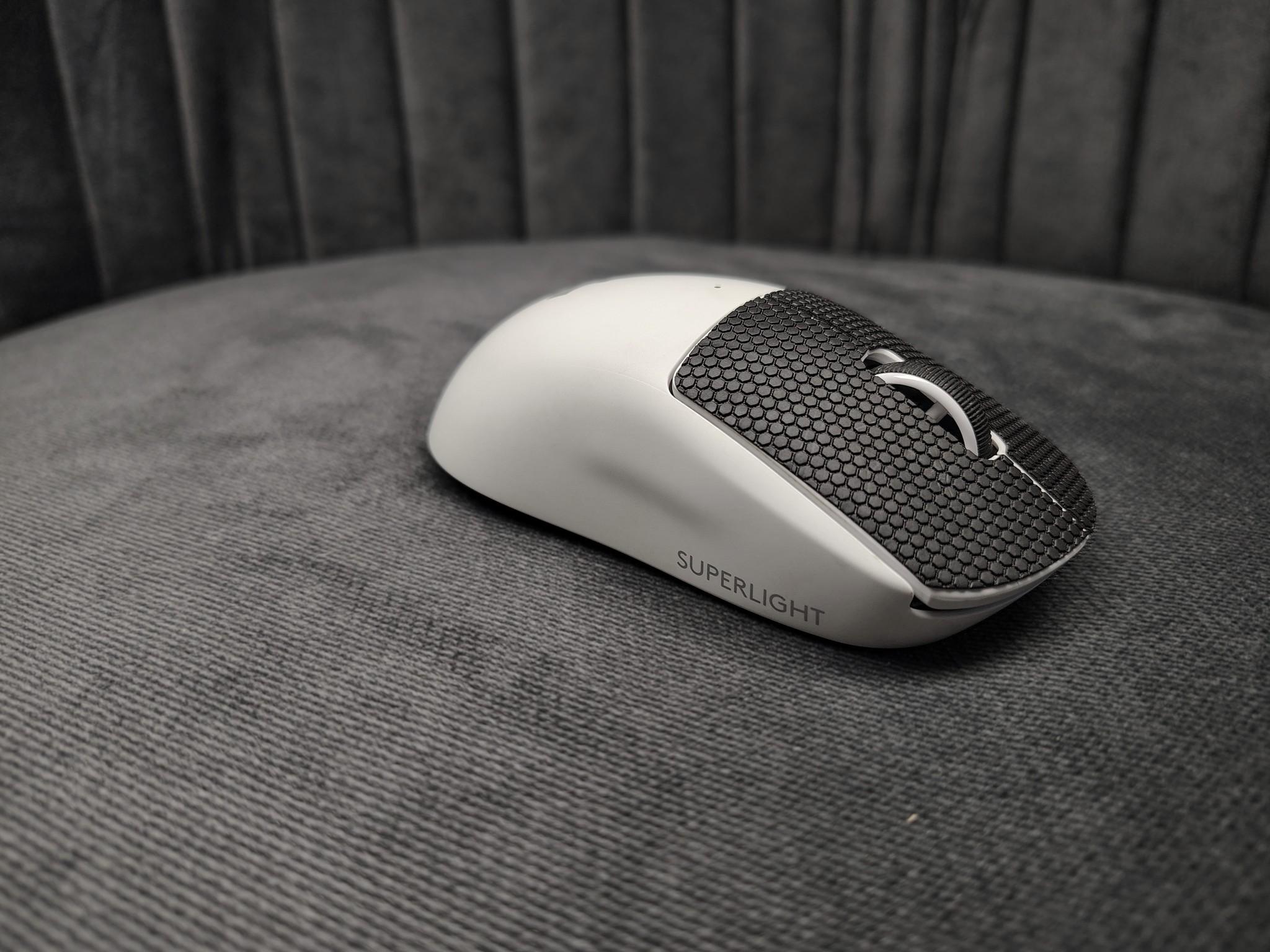 Logitech G PRO X SUPERLIGHT 2 LIGHTSPEED Wireless Gaming Mouse - Image 11