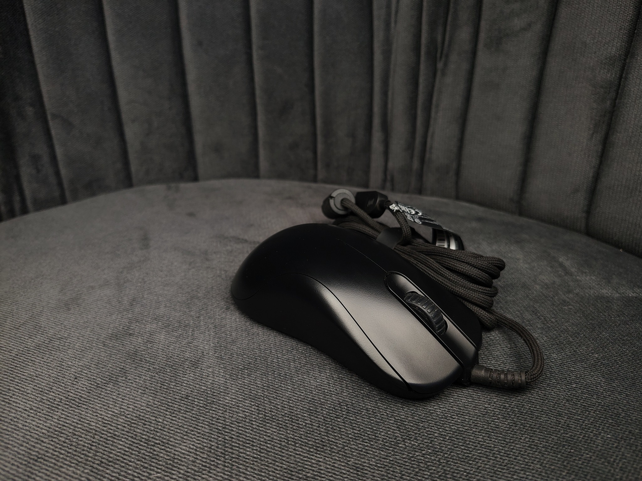 Zowie BenQ ZA11-C Symmetrical Gaming Mouse for Esports - Image 3