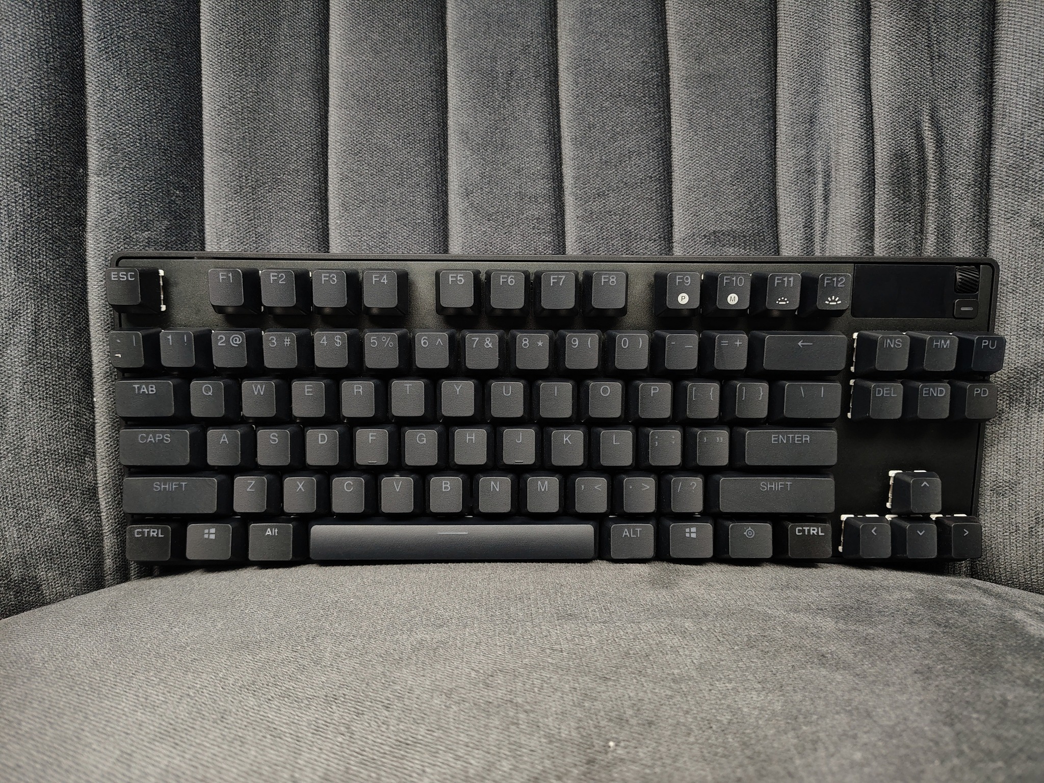 SteelSeries Apex Pro TKL Gen 3 Gaming Keyboard (OmniPoint 3.0 HyperMagnetic Switches)