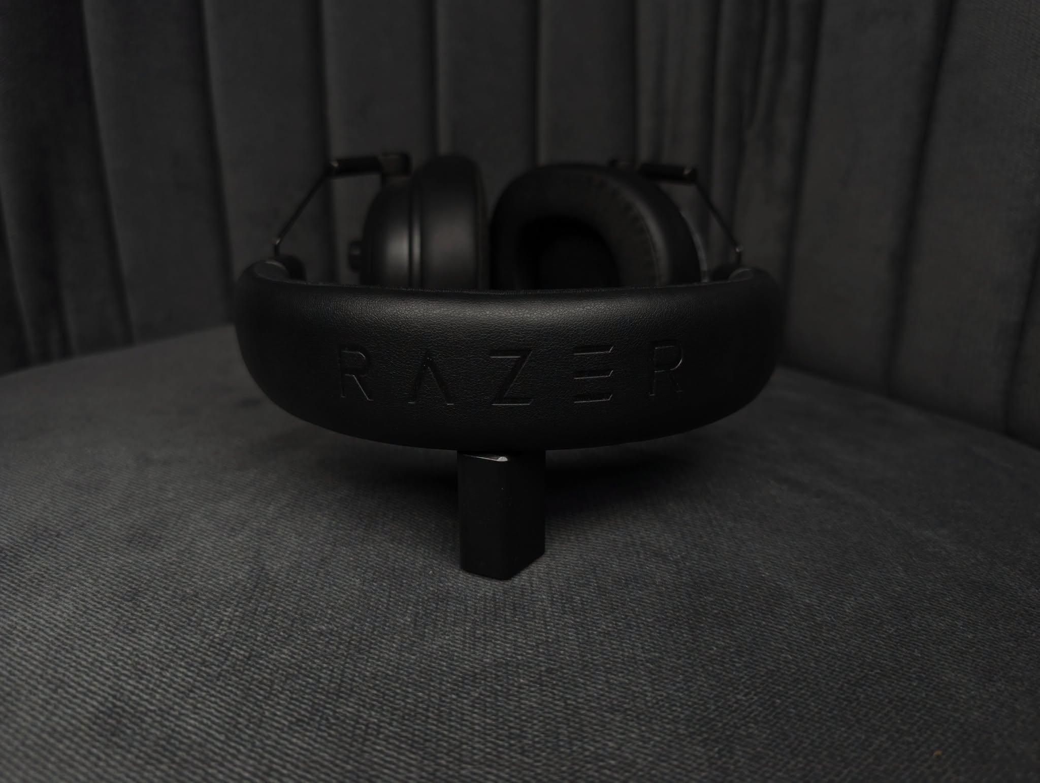 Razer BlackShark V3 Wireless Gaming Headset for Pc - Image 2