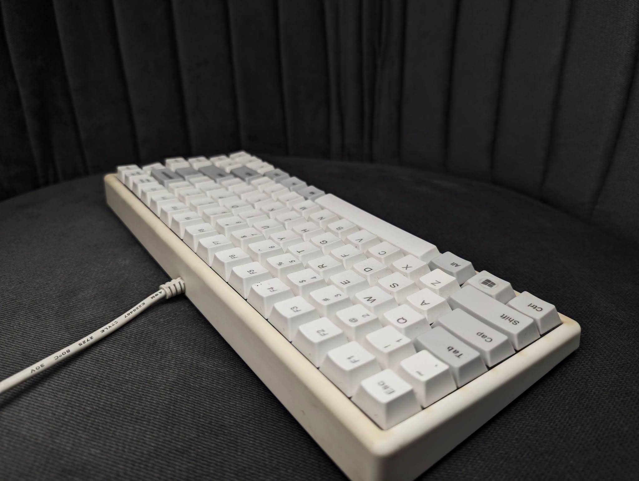 Choc Mini 84 USB NKRO Mechanical Gaming Keyboard (Cherry MX Brown Switches) - Image 5