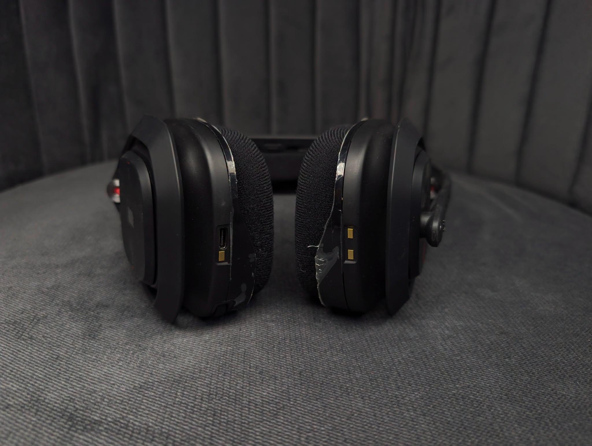 Logitech G Astro A50 Gen 5 Multi-Platform Wireless Gaming Headset (Black) - Image 9