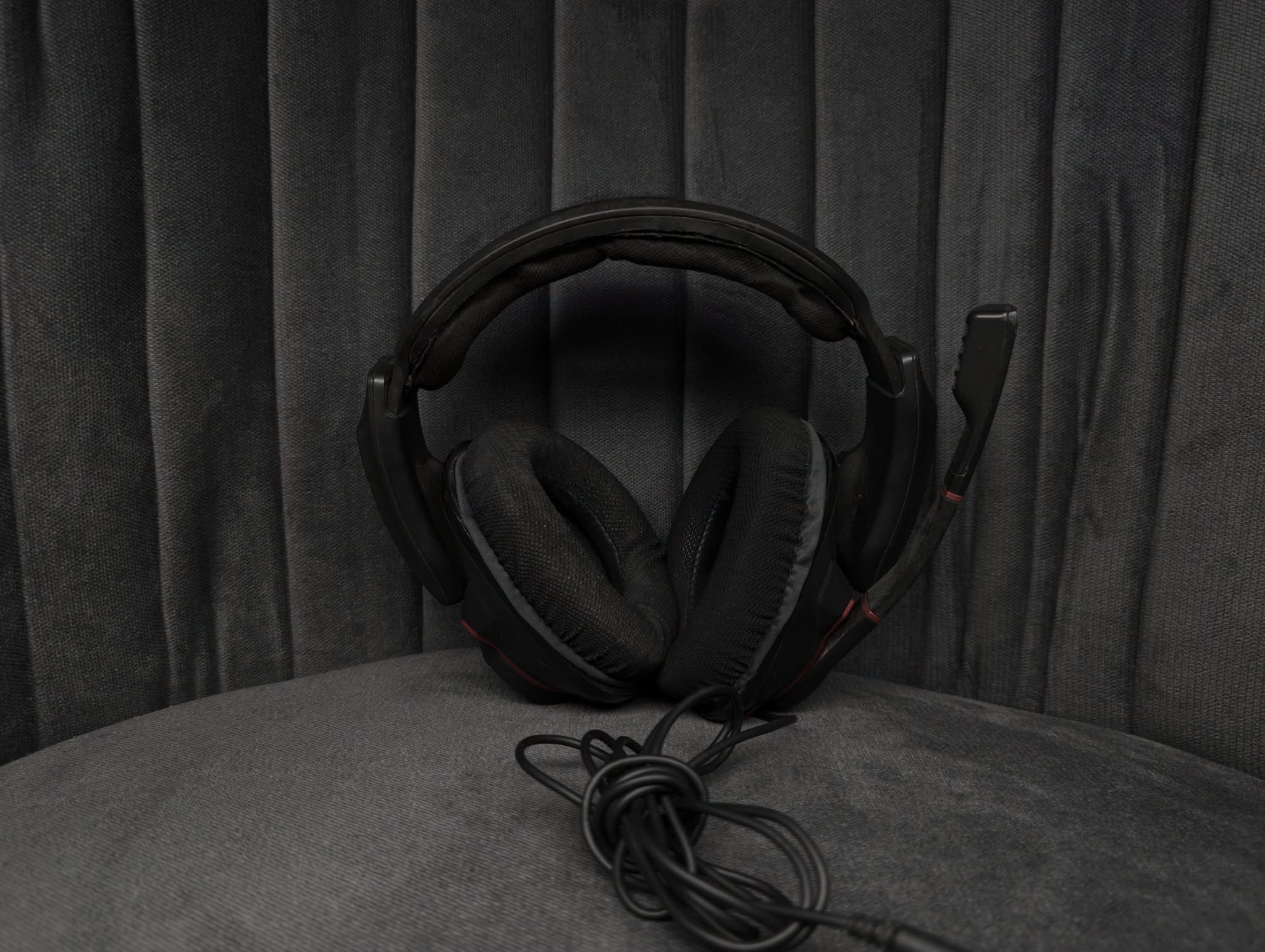 Sennheiser GSP 600 – Wired Closed Acoustic Gaming Headset