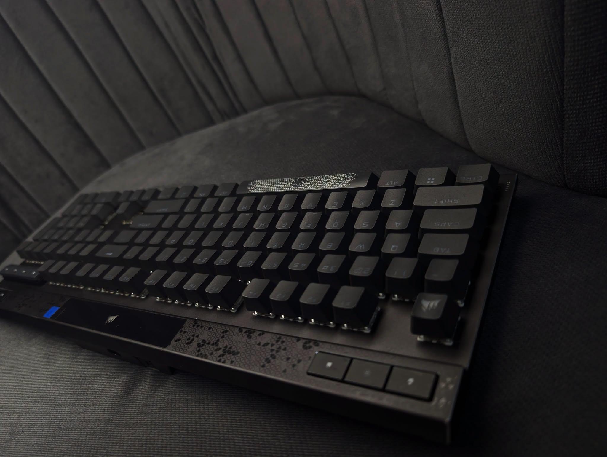 CORSAIR K70 MAX RGB Magnetic Rapid Trigger Gaming Keyboard - Image 6