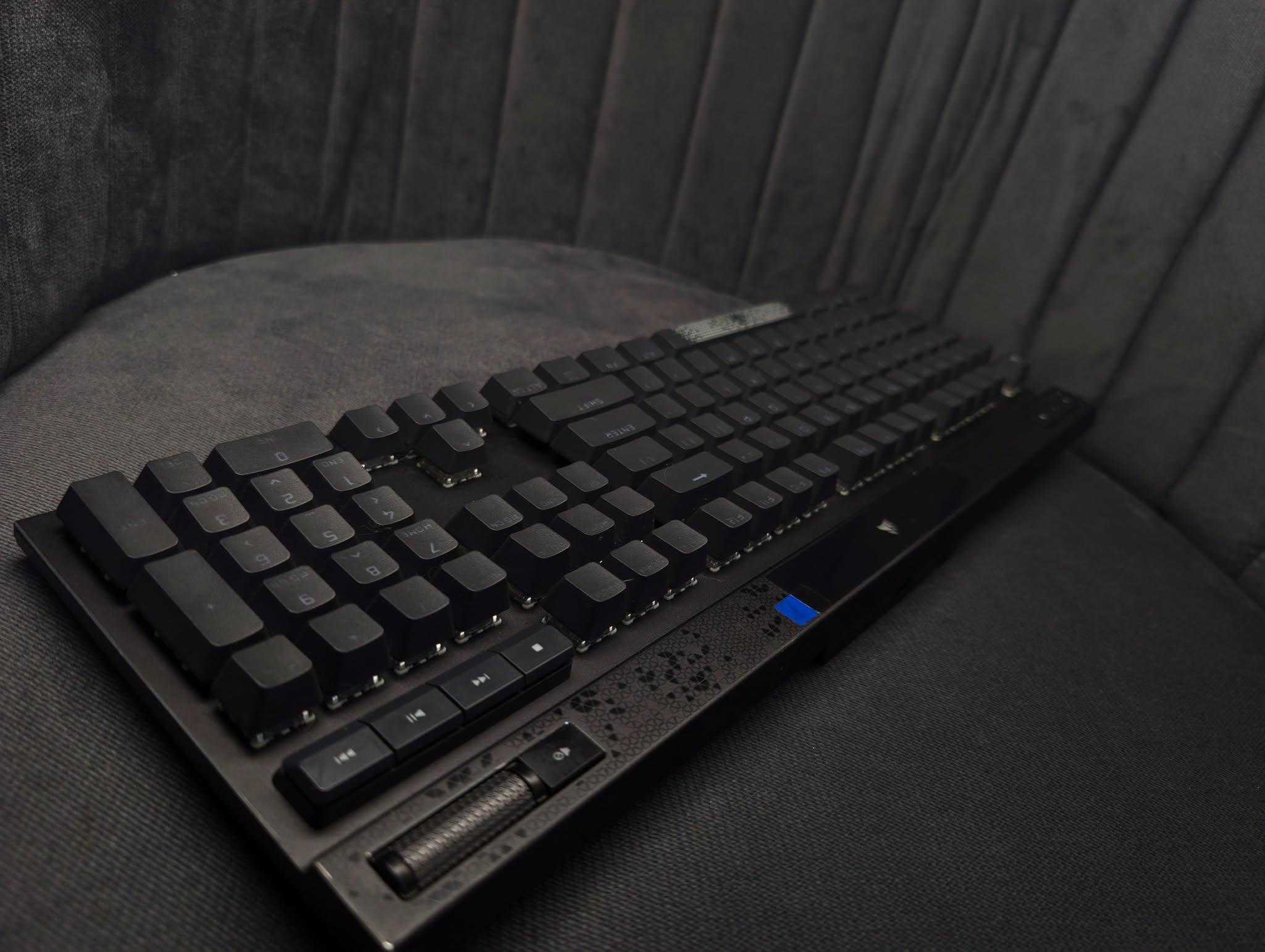 CORSAIR K70 MAX RGB Magnetic Rapid Trigger Gaming Keyboard - Image 5