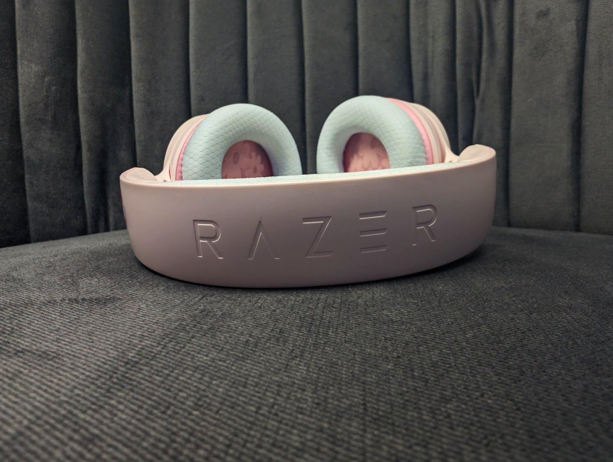 Razer Kraken V4 X Wired Gaming Headset (My Melody Edition) - Image 5