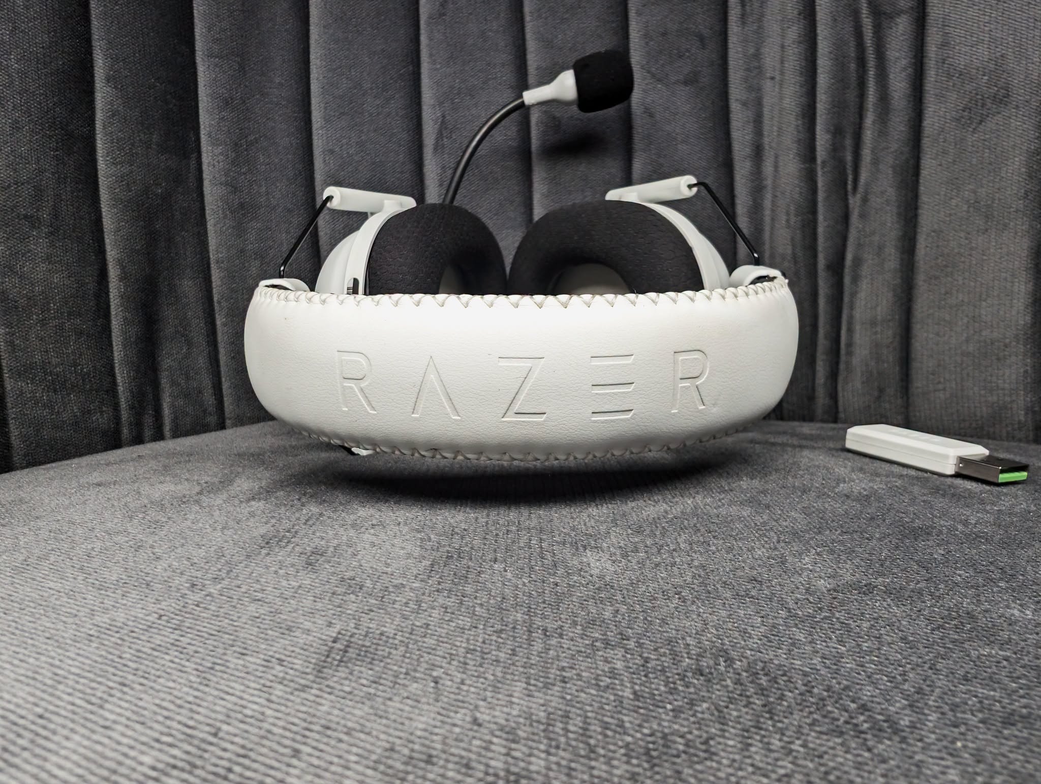 Razer BlackShark V2 Pro Wireless Gaming Headset - Image 3