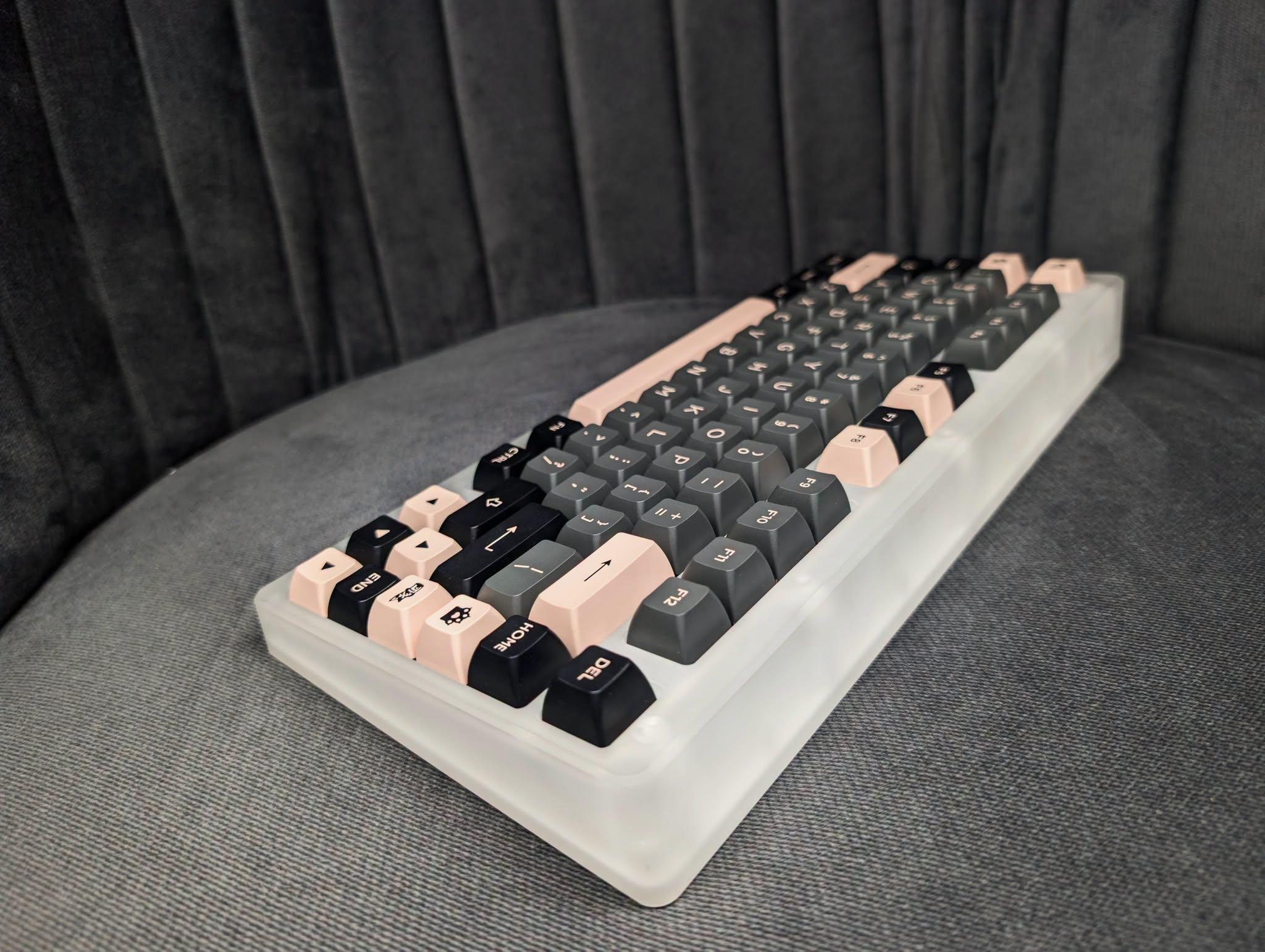 Akko ACR TOP 75 Kit Custom Keyboard (White-Acrylic) (Akko Black and Pink Keycaps) - Image 3