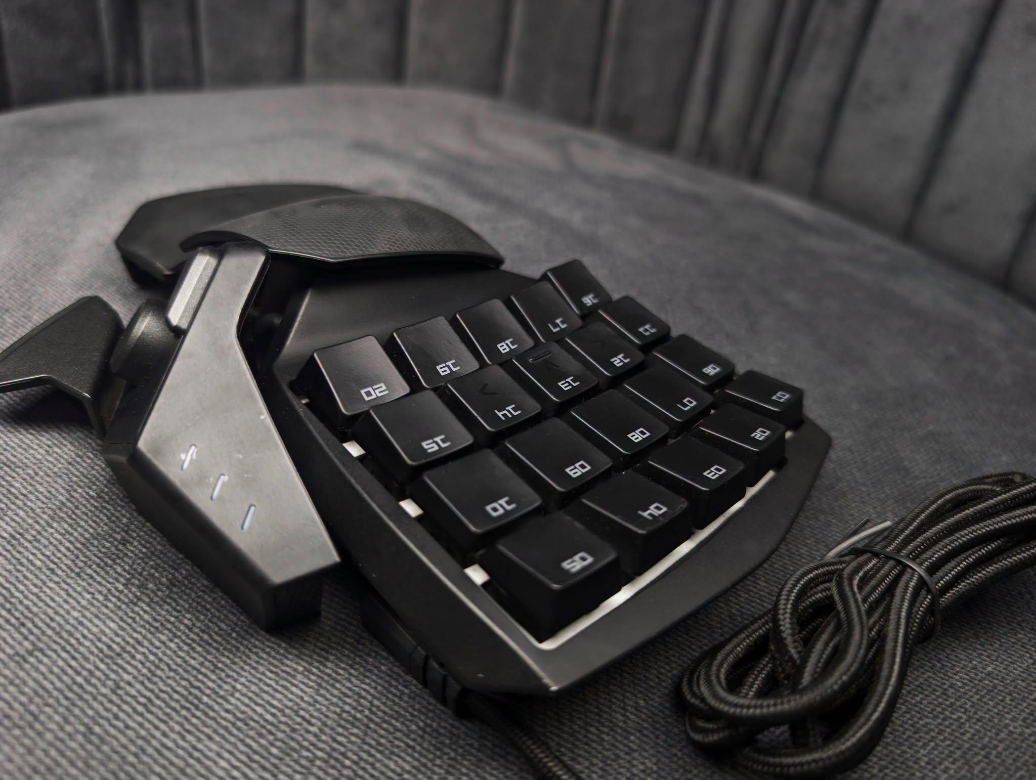 Razer Orbweaver Chroma Stealth Gaming Keypad - Image 4