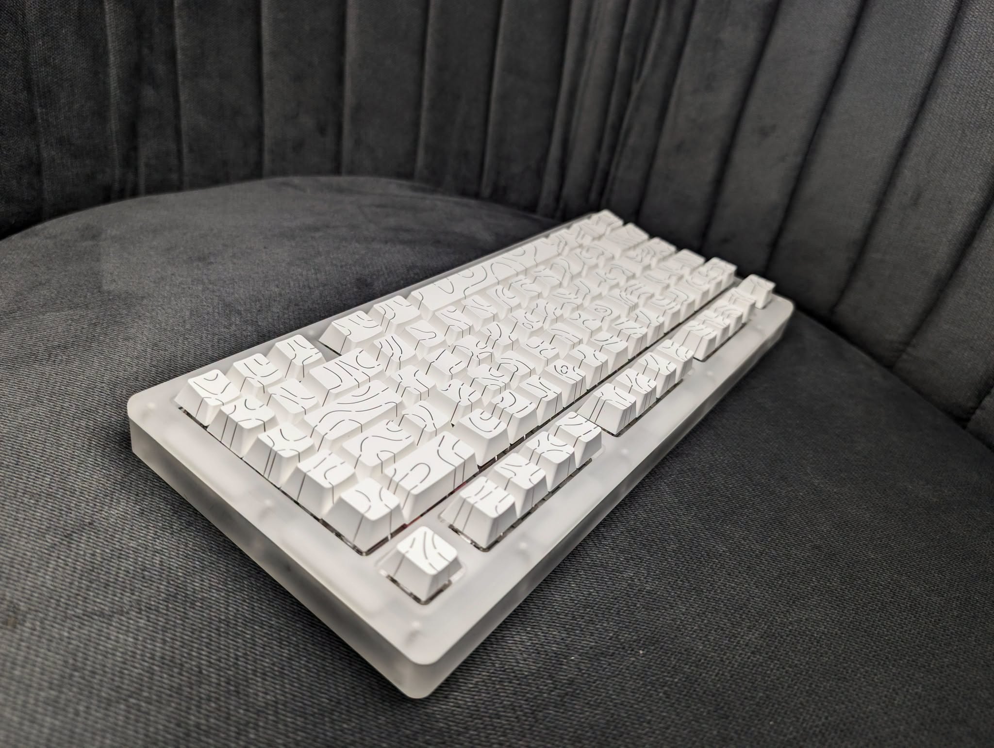 Akko ACR Pro 75 Custom Keyboard (RGB)(Contour Keycaps) - Image 7