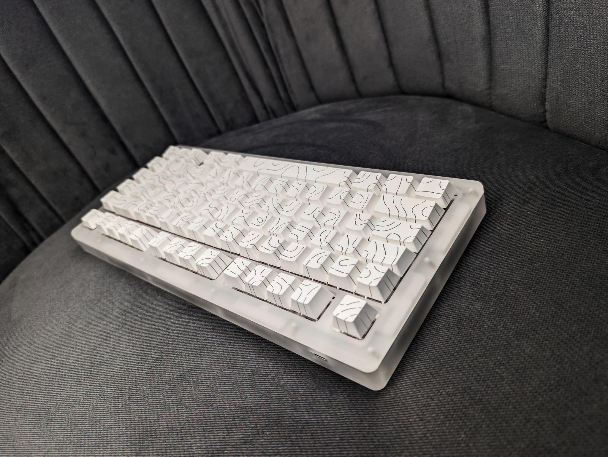 Akko ACR Pro 75 Custom Keyboard (RGB)(Contour Keycaps) - Image 5